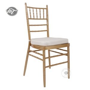 chiavari chairs gold