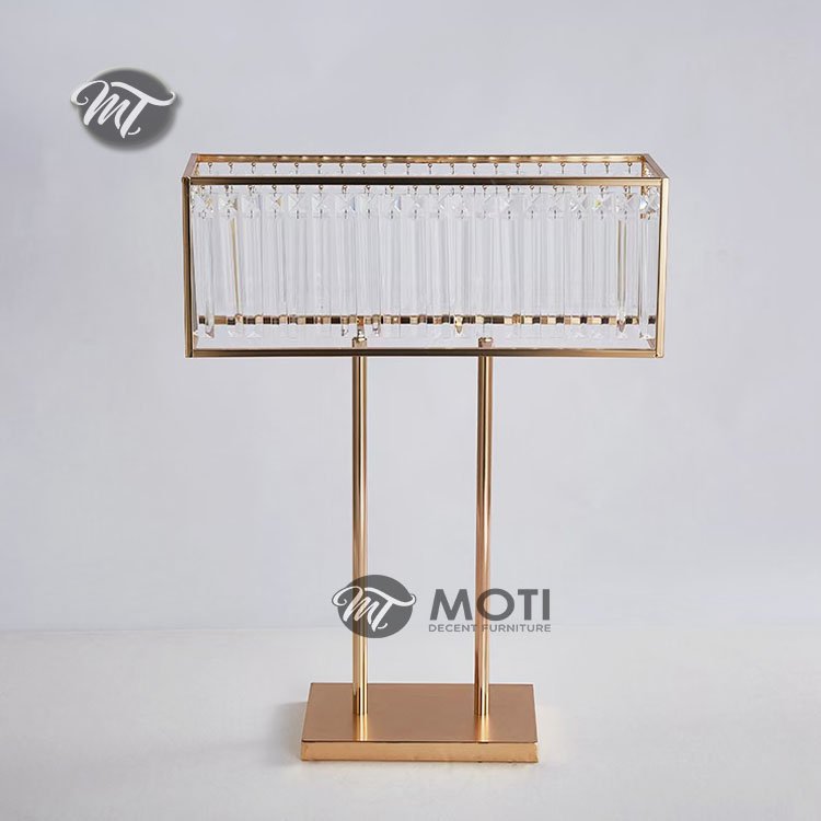 wedding table centerpieces gold